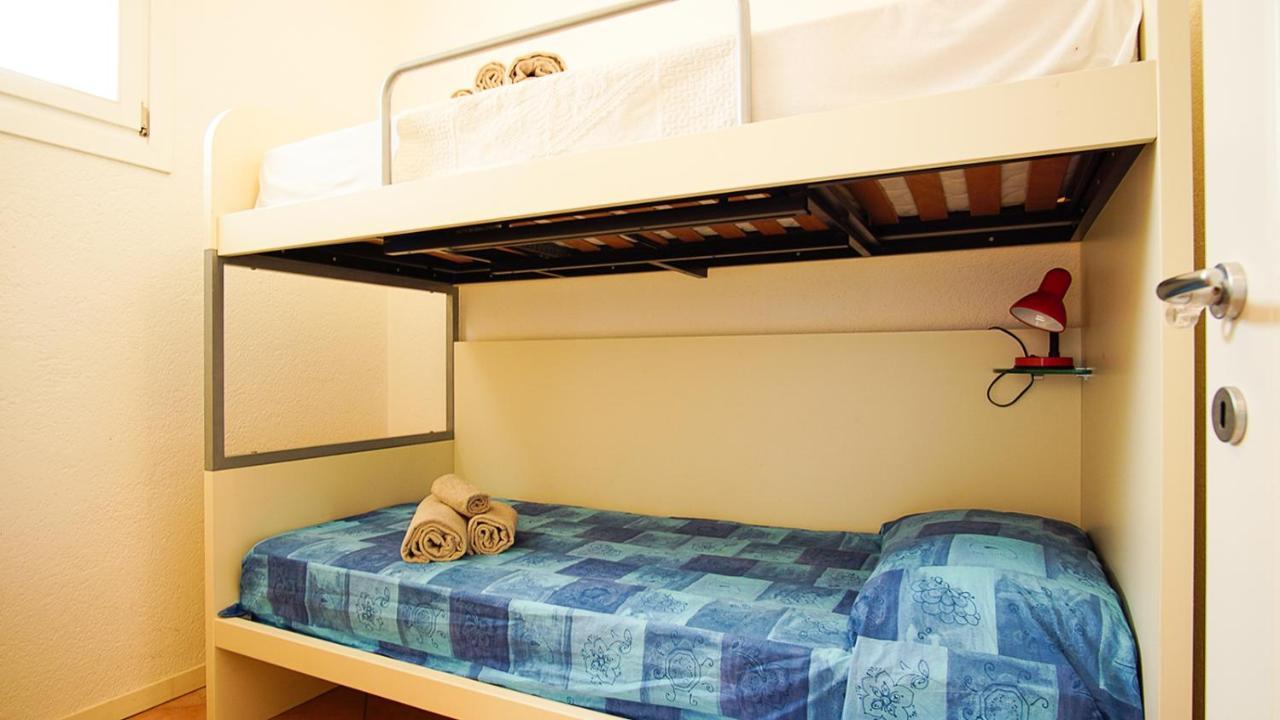 Vigna Marina Apartments サンタ・テレーザ・ガッルーラ エクステリア 写真