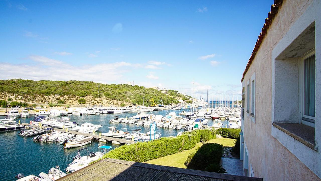 Vigna Marina Apartments サンタ・テレーザ・ガッルーラ エクステリア 写真